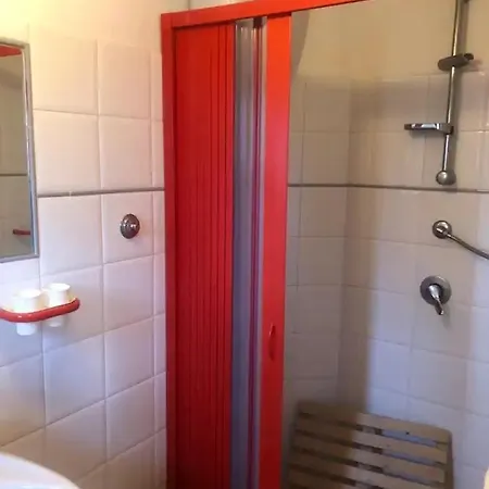 Apartment Con Piscina Stefanie